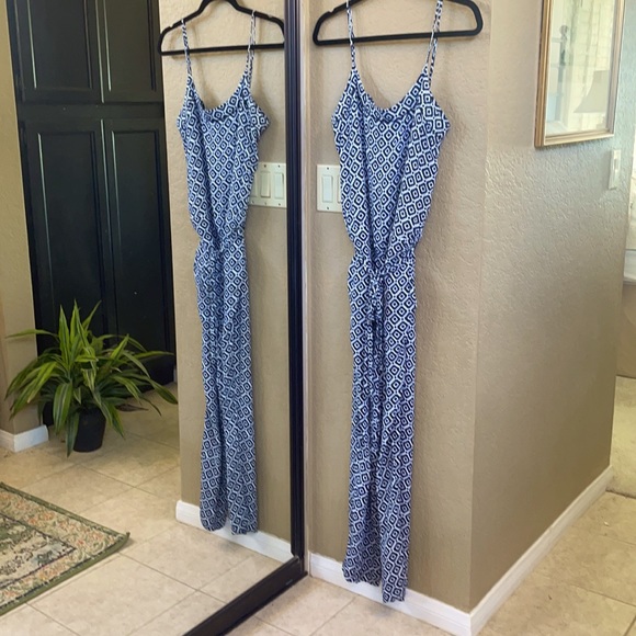 Ann Taylor Loft Navy Geo-Print Jumpsuit size M,  like new condition - Picture 1 of 9